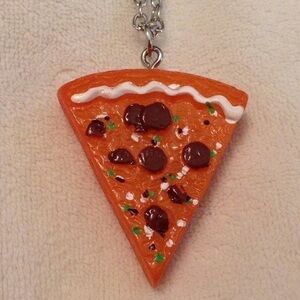 PIZZA SLICE NECKLACE ✨✨✨